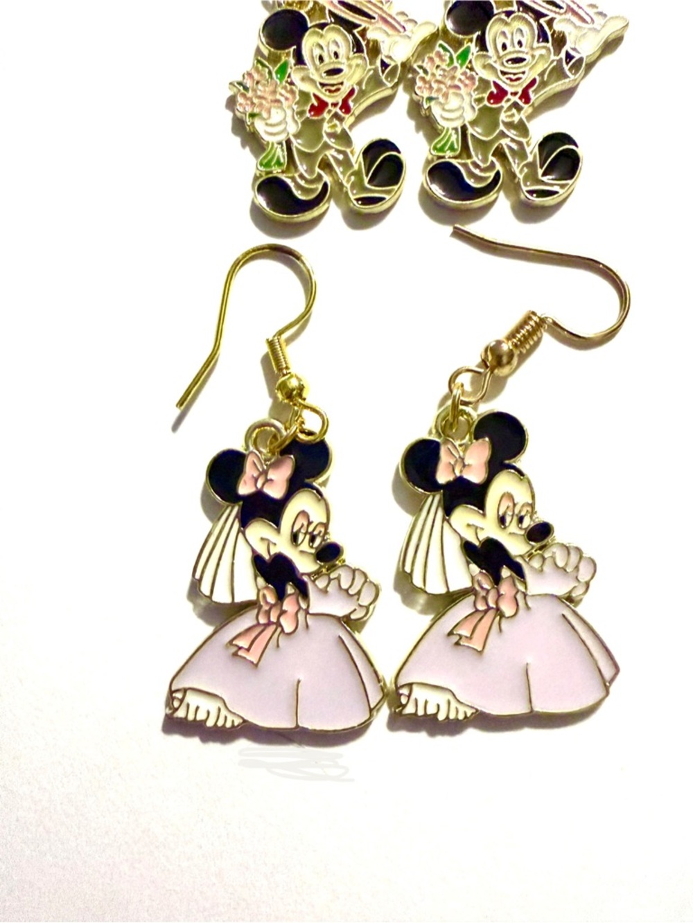 Mickey & Minnie Bride & Groom Earrings Set - Picture 2 of 3